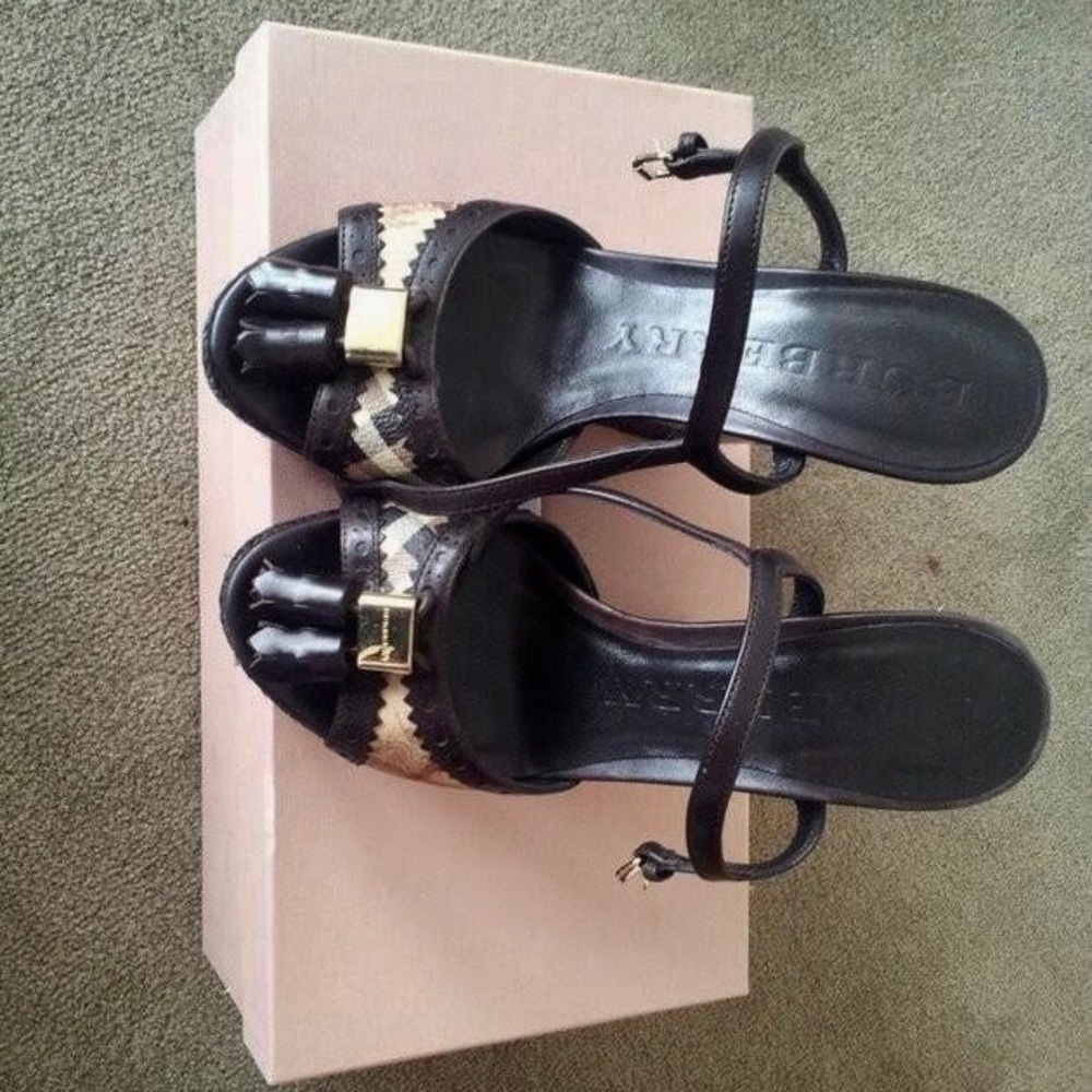 Burberry platform shoes 99% new